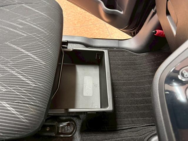 eKスペースカスタム カスタムG e-アシスト 4WD 1年保証付 寒冷地仕様 社外ナビ フルセグTV バックカメラ☆片側パワースライド シートヒーター HID 社外15インチAW(63枚目)