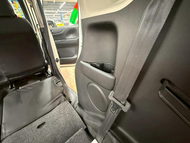 Ｎ－ＢＯＸ Ｇ　ＳＳパッケージ　４ＷＤ　１年保証付　寒冷地仕様　社外ナビ　両側パワースライド　社外エンジンスターター　フルセグＴＶ　オートエアコン　ライトレベライザー　純正１４インチＡＷ（19枚目）