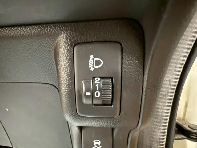 Ｎ－ＢＯＸ Ｇ　ＳＳパッケージ　４ＷＤ　１年保証付　寒冷地仕様　社外ナビ　両側パワースライド　社外エンジンスターター　フルセグＴＶ　オートエアコン　ライトレベライザー　純正１４インチＡＷ（41枚目）