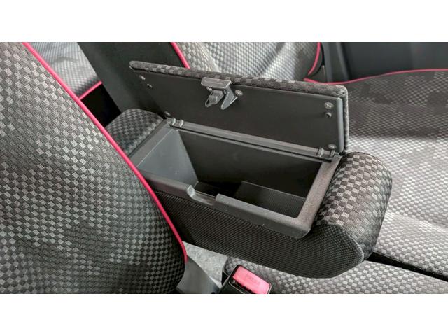 ハスラー Ｇ　４ＷＤ　１年保証付　プッシュスタート　オートエアコン　アイドリングストップ　シートヒーター　ＥＴＣ　衝突軽減装置　社外アルミ　ドライブレコーダー（27枚目）