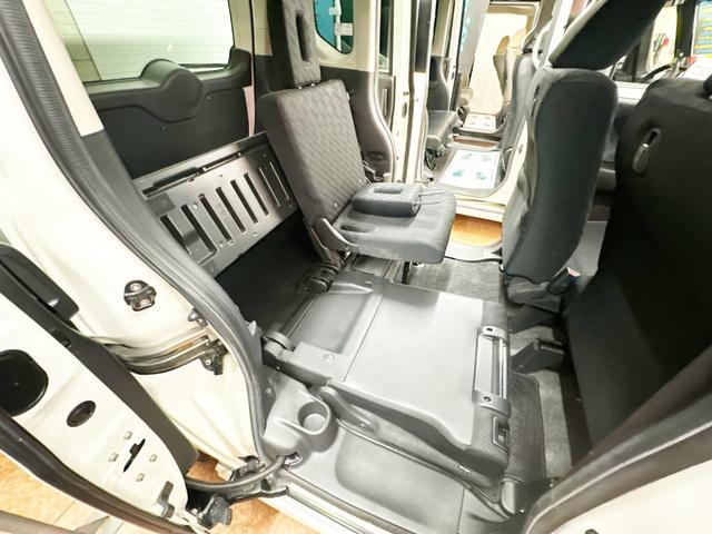 Ｎ－ＢＯＸ＋カスタム Ｇ・ターボＡパッケージ　４ＷＤ　１年保証付　寒冷地仕様　社外ナビ　フルセグＴＶ　両側パワースライド　ＥＣＯＮモード　社外エンジンスターター　ドライブレコーダー　ＨＩＤ　オートエアコン　クルーズコントロール（12枚目）