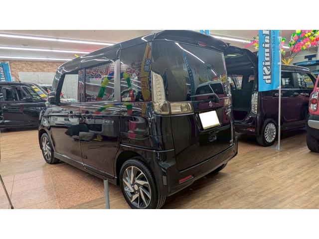 スペーシアカスタム ＴＳ　４ＷＤ　１年保証付　寒冷地仕様　両側パワースライド　バックカメラ　純正スマホ連動ナビ　レーダーブレーキ　ワンセグＴＶ　ＨＩＤ　オートエアコン　オートライト　ミラーヒーター（11枚目）