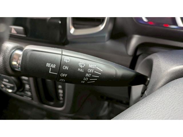 スペーシアカスタム ＴＳ　４ＷＤ　１年保証付　寒冷地仕様　両側パワースライド　バックカメラ　純正スマホ連動ナビ　レーダーブレーキ　ワンセグＴＶ　ＨＩＤ　オートエアコン　オートライト　ミラーヒーター（17枚目）