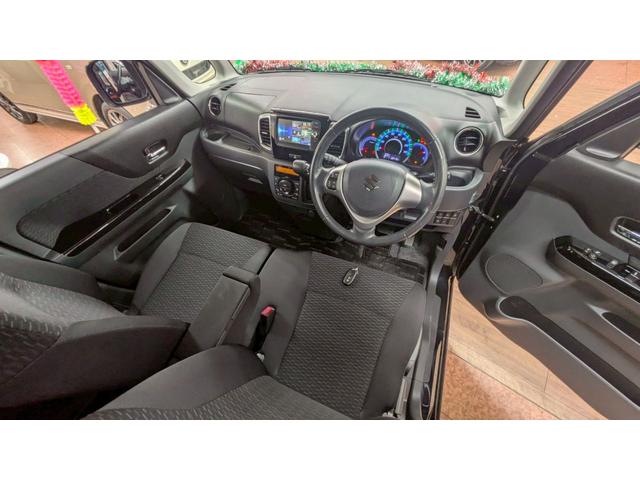 スペーシアカスタム ＴＳ　４ＷＤ　１年保証付　寒冷地仕様　両側パワースライド　バックカメラ　純正スマホ連動ナビ　レーダーブレーキ　ワンセグＴＶ　ＨＩＤ　オートエアコン　オートライト　ミラーヒーター（20枚目）