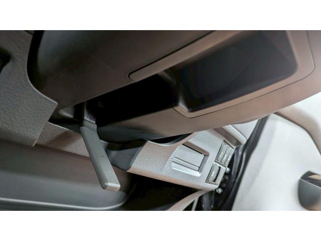 スペーシアカスタム ＴＳ　４ＷＤ　１年保証付　寒冷地仕様　両側パワースライド　バックカメラ　純正スマホ連動ナビ　レーダーブレーキ　ワンセグＴＶ　ＨＩＤ　オートエアコン　オートライト　ミラーヒーター（25枚目）