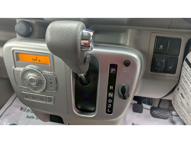 エブリイワゴン ＪＰターボ　４ＷＤ　１年保証付　ハイルーフ　社外ナビ　フルセグＴＶ　両側スライド☆シートヒーター　オートエアコン　ライトレベライザー　リアヒーター（26枚目）