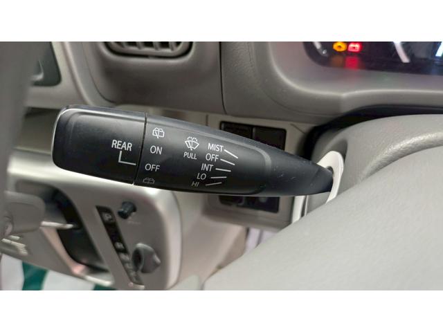 エブリイワゴン ＪＰターボ　４ＷＤ　１年保証付　ハイルーフ　社外ナビ　フルセグＴＶ　両側スライド☆シートヒーター　オートエアコン　ライトレベライザー　リアヒーター（36枚目）