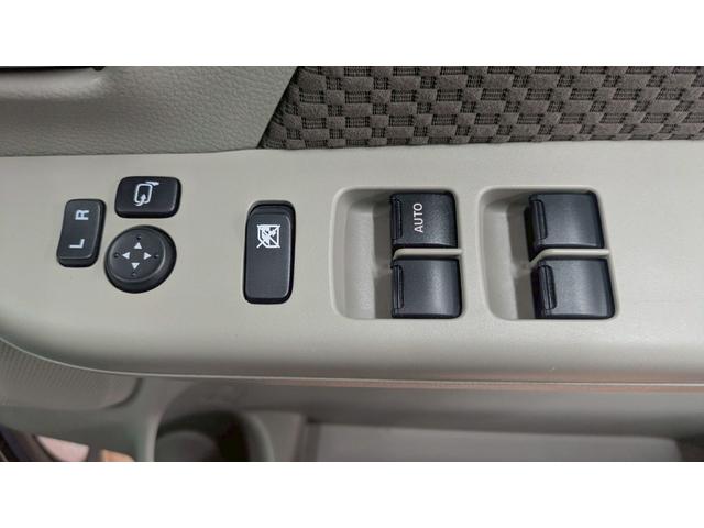 エブリイワゴン ＪＰターボ　４ＷＤ　１年保証付　ハイルーフ　社外ナビ　フルセグＴＶ　両側スライド☆シートヒーター　オートエアコン　ライトレベライザー　リアヒーター（37枚目）