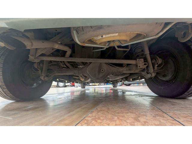 エブリイワゴン ＪＰターボ　４ＷＤ　１年保証付　ハイルーフ　社外ナビ　フルセグＴＶ　両側スライド☆シートヒーター　オートエアコン　ライトレベライザー　リアヒーター（41枚目）