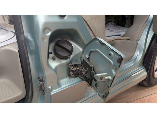 エブリイワゴン ＪＰターボ　４ＷＤ　１年保証付　ハイルーフ　社外ナビ　フルセグＴＶ　両側スライド☆シートヒーター　オートエアコン　ライトレベライザー　リアヒーター（46枚目）