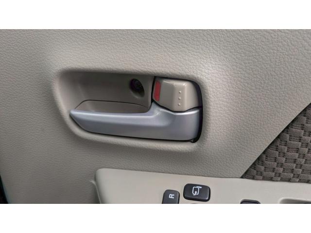 エブリイワゴン ＪＰターボ　４ＷＤ　１年保証付　ハイルーフ　社外ナビ　フルセグＴＶ　両側スライド☆シートヒーター　オートエアコン　ライトレベライザー　リアヒーター（62枚目）