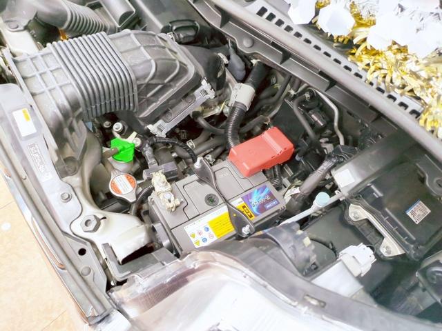 スペーシアカスタム ハイブリッドＸＳターボ　４ＷＤ　１年保証付　寒冷地仕様　社外ディスプレイオーディオ　両側パワースライド　レーダーブレーキサポート　ハーフレザーシート　ＥＴＣ　シートヒーター　アイドリングストップ（5枚目）