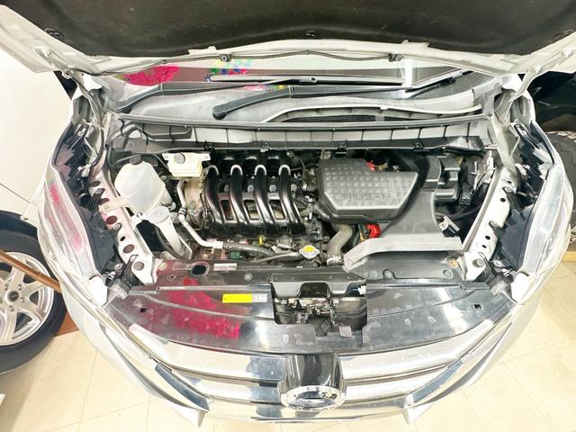 セレナ ハイウェイスター　４ＷＤ　１年保証付　純正ナビ　アラウンドビューカメラ　後席モニター　両側パワースライド　アイドリングストップ　クルーズコントロール　プッシュスタート　オートライト（8枚目）