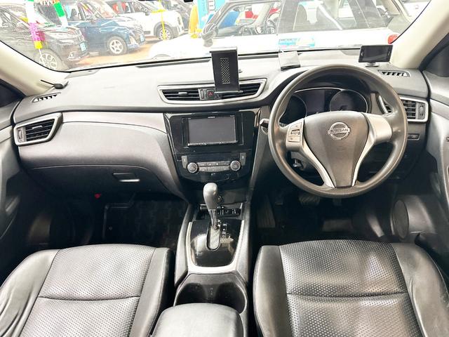 エクストレイル ２０Ｓ　エマージェンシーブレーキパッケージ　４ＷＤ　１年保証付　社外ナビ　バックカメラ　レザーシート　切替４ＷＤ　フルセグＴＶ　ＬＥＤヘッドライト　エマージェンシーブレーキ　純正エンジンスターター　プッシュスタート（2枚目）