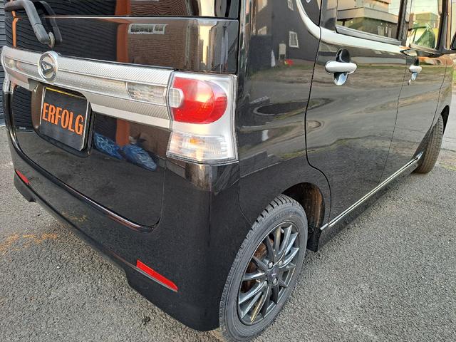 タント カスタムＲＳ　４ＷＤ　ターボ　電動スライドドア　ナビ　バックカメラ　スマートキー（18枚目）