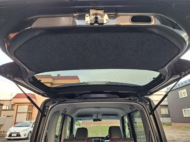 タント カスタムＲＳ　４ＷＤ　ターボ　電動スライドドア　ナビ　バックカメラ　スマートキー（36枚目）