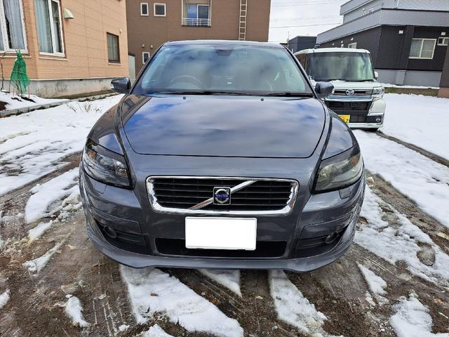 Ｃ３０ ２．４ｉ　ＳＥ　サンルーフ　ナビ　バックカメラ　夏冬タイヤ付き　シートヒーター（3枚目）