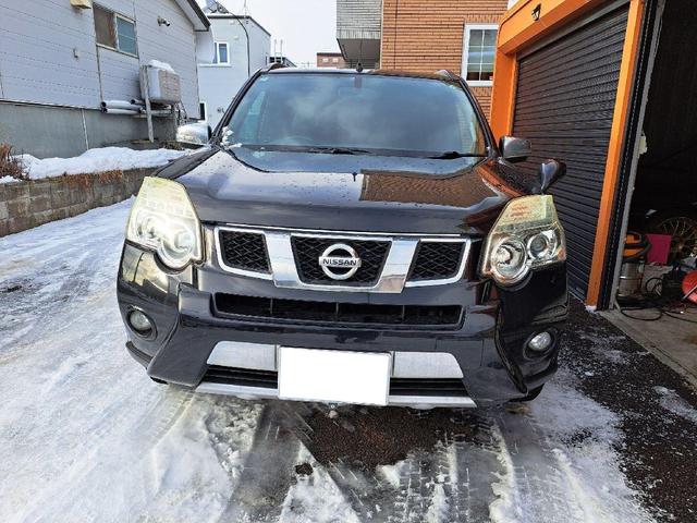 エクストレイル ２０Ｘｔ　４ＷＤ　バックカメラ　ナビ　テレビ　前後シートヒーター　スマートキー（10枚目）