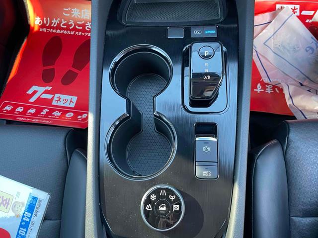エクストレイル Ｘ　ｅ－４ＯＲＣＥ　ドライブレコーダー　ＥＴＣ　オートクルーズコントロール　パワーシート　電動リアゲート　アルミホイール　スマートキー　電動格納ミラー　シートヒーター　ＣＶＴ　ＣＤ　ＵＳＢ　エアコン　パワーステアリング（9枚目）
