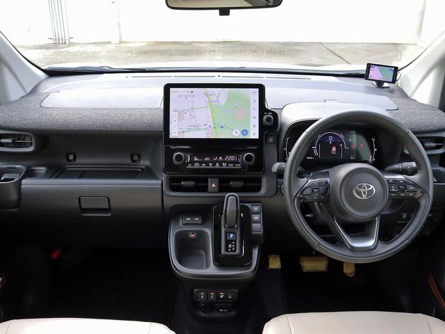 シエンタ ハイブリッドZ 寒冷地 10.5インチナビTV 全周囲カメラ コンフォートパッケージ モデリスタエアロ 天井サーキュレーター AC100V1500W電源 シート/ステアヒータ 両側パワスラ ドラレコ ETC 本州仕入(3枚目)