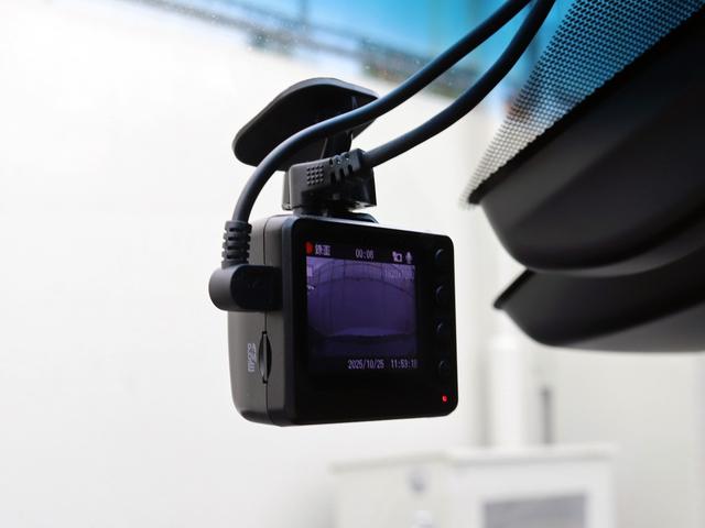 ハリアーハイブリッド Z レザーパッケージ 寒冷地 調光パノラマルーフ JBLサウンドナビ 全周囲カメラ デジタルインナミラー シートヒーター/ベンチレーション HUD ETC2.0 BSM メモリー付きパワーシート パワーバックドア 本州仕入(52枚目)