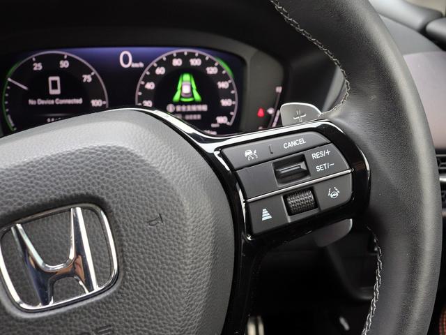 ZR-V e:HEV Z ホンダセンシング BOSEサウンド 9インチワイドナビTV 全周囲カメラ ワイヤレス充電 前席/後席シートヒーター ステアヒーター パワーシート 10.2インチデジタルメーター 革シート ETC2.0(12枚目)