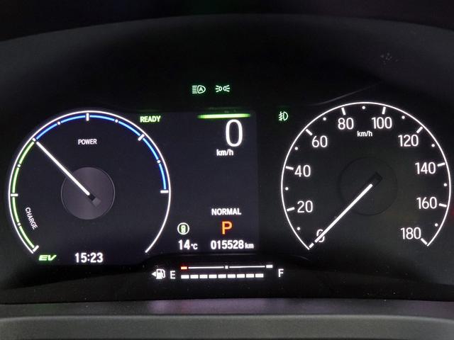 ヴェゼル e:HEV Z ホンダセンシング ホンダコネクトナビTV バックカメラ シート/ステアヒーター ワイヤレス充電 パワーシート BSM パワーバックドア ハーフレザー LEDフォグ ドラレコ ETC 本州仕入れ 4WD(4枚目)