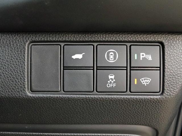 ヴェゼル e:HEV Z ホンダセンシング ホンダコネクトナビTV バックカメラ シート/ステアヒーター ワイヤレス充電 パワーシート BSM パワーバックドア ハーフレザー LEDフォグ ドラレコ ETC 本州仕入れ 4WD(13枚目)