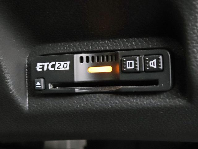 ヴェゼル e:HEV Z ホンダセンシング ホンダコネクトナビTV バックカメラ シート/ステアヒーター ワイヤレス充電 パワーシート BSM パワーバックドア ハーフレザー LEDフォグ ドラレコ ETC 本州仕入れ 4WD(14枚目)