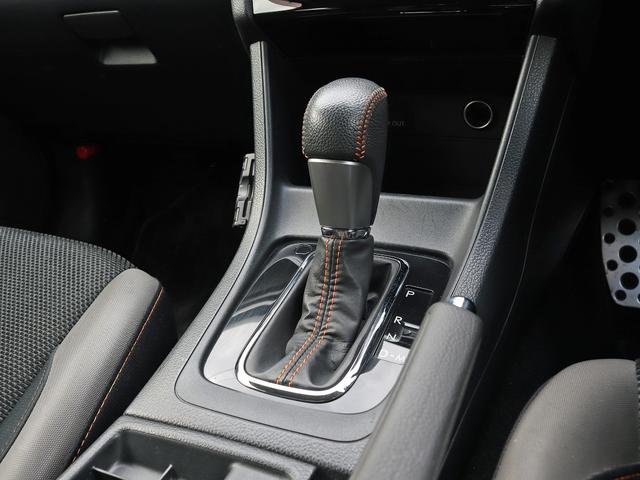 XV 2.0i-L アイサイト アイサイトVer.3 DIATONEサウンドナビTV バックカメラ パワーシート パドルシフト プッシュスタート ETC ルーフレール アイドリングストップ リアフォグ HIDヘッドランプ フォグ(7枚目)