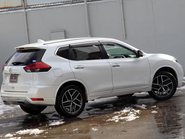 エクストレイル モード・プレミア ハイコントラストインテリア 7人乗 ナビTV 全周囲カメラ デジタルインナミラー ホワイト革シート 前席/後席シートヒーター パワーバックドア ETC LEDヘッドランプ フォグライト プッシュスタート LEDフロントメーカー(21枚目)