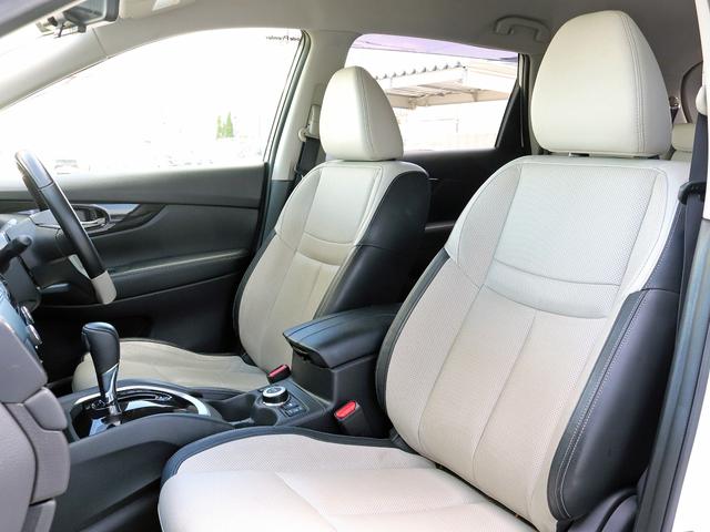 エクストレイル モード・プレミア ハイコントラストインテリア 7人乗 ナビTV 全周囲カメラ デジタルインナミラー ホワイト革シート 前席/後席シートヒーター パワーバックドア ETC LEDヘッドランプ フォグライト プッシュスタート LEDフロントメーカー(32枚目)