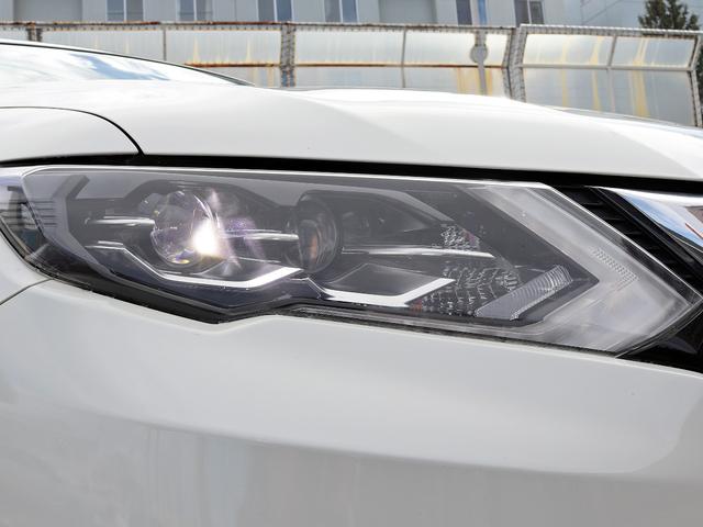 エクストレイル モード・プレミア ハイコントラストインテリア 7人乗 ナビTV 全周囲カメラ デジタルインナミラー ホワイト革シート 前席/後席シートヒーター パワーバックドア ETC LEDヘッドランプ フォグライト プッシュスタート LEDフロントメーカー(53枚目)