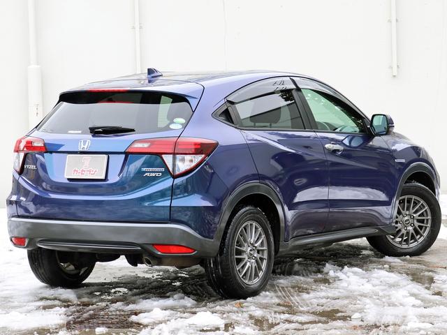 ヴェゼル ハイブリッドＸ・ホンダセンシング　ナビＴＶ　バックカメラ　シートヒーター　ＬＥＤヘッドランプ　アダクティブクルーズ　誤発進抑制機能　車線維持支援システム　衝突軽減ブレーキ　ＥＴＣ　パドルシフト　フォグランプ　プッシュスタート　４ＷＤ（18枚目）