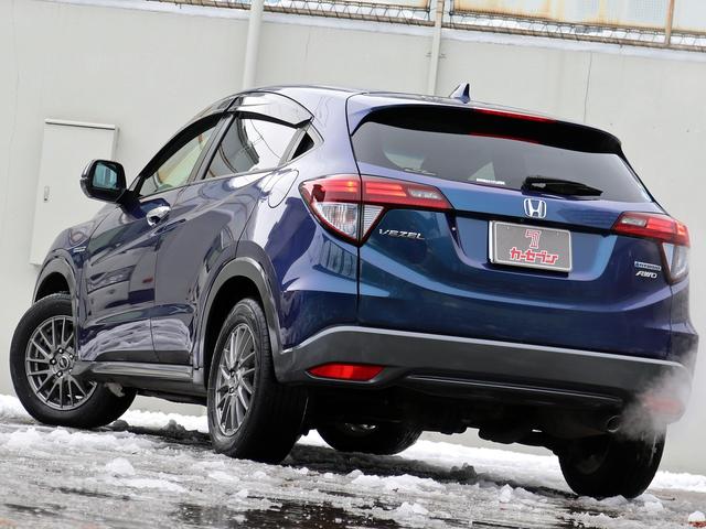 ヴェゼル ハイブリッドＸ・ホンダセンシング　ナビＴＶ　バックカメラ　シートヒーター　ＬＥＤヘッドランプ　アダクティブクルーズ　誤発進抑制機能　車線維持支援システム　衝突軽減ブレーキ　ＥＴＣ　パドルシフト　フォグランプ　プッシュスタート　４ＷＤ（19枚目）
