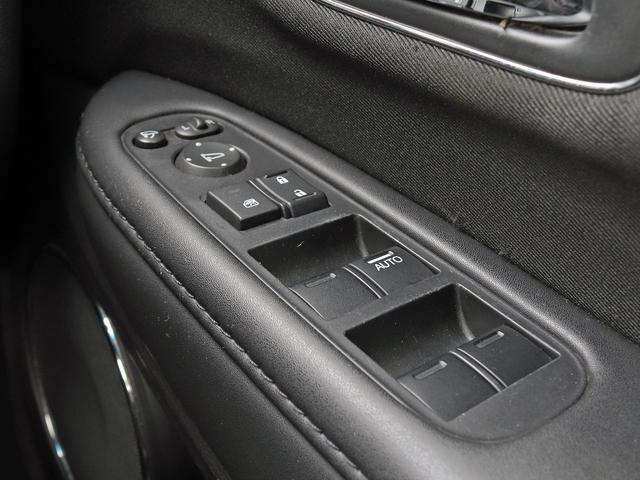 ヴェゼル ハイブリッドＸ・ホンダセンシング　ナビＴＶ　バックカメラ　シートヒーター　ＬＥＤヘッドランプ　アダクティブクルーズ　誤発進抑制機能　車線維持支援システム　衝突軽減ブレーキ　ＥＴＣ　パドルシフト　フォグランプ　プッシュスタート　４ＷＤ（43枚目）