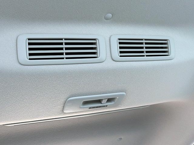 デリカミニ Ｔ　プレミアム　届出済未使用車　寒冷地プラスＰＫＧ　９インチディスプレイＯＤ　全周囲カメラ　ｅアシスト　マイパイロット　２トーンカラー　７インチ液晶メーター　両側パワスラ　シートヒーター　リアサーキュレーター　フォグ（13枚目）