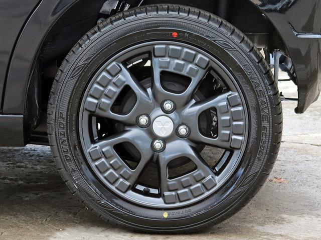 デリカミニ Ｔ　プレミアム　届出済未使用車　寒冷地プラスＰＫＧ　９インチディスプレイＯＤ　全周囲カメラ　ｅアシスト　マイパイロット　２トーンカラー　７インチ液晶メーター　両側パワスラ　シートヒーター　リアサーキュレーター　フォグ（61枚目）