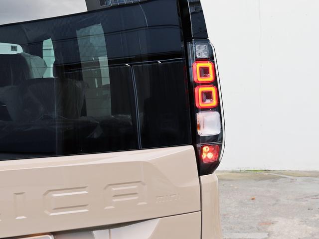 デリカミニ Ｔ　プレミアム　届出済未使用車　寒冷地プラスＰＫＧ　９インチディスプレイＯＤ　全周囲カメラ　ルーフレール　ｅアシスト　マイパイロット　２トーンカラー　液晶メーター　両側パワスラ　シートヒーター　リアサーキュレーター（19枚目）