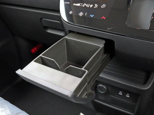 デリカミニ Ｔ　プレミアム　届出済未使用車　寒冷地プラスＰＫＧ　９インチディスプレイＯＤ　全周囲カメラ　ルーフレール　ｅアシスト　マイパイロット　２トーンカラー　液晶メーター　両側パワスラ　シートヒーター　リアサーキュレーター（45枚目）