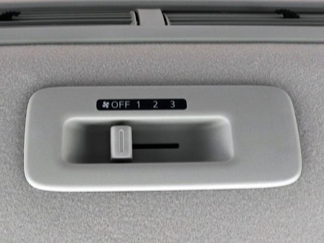 デリカミニ Ｔ　プレミアム　届出済未使用車　寒冷地プラスＰＫＧ　９インチディスプレイＯＤ　全周囲カメラ　ルーフレール　ｅアシスト　マイパイロット　２トーンカラー　液晶メーター　両側パワスラ　シートヒーター　リアサーキュレーター（52枚目）