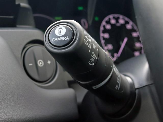 ヴェゼル ｅ：ＨＥＶ　Ｚ　ホンダセンシング　ホンダコネクト９インチナビＴＶ　全周囲カメラ　シート／ステアヒーター　ワイヤレス充電　ＥＴＣ２．０　ドラレコ　パワーバックドア　ハーフレザ　シーケンシャル　ＬＥＤフォグ　パドルシフト（7枚目）