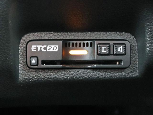 ヴェゼル ｅ：ＨＥＶ　Ｚ　ホンダセンシング　ホンダコネクト９インチナビＴＶ　全周囲カメラ　シート／ステアヒーター　ワイヤレス充電　ＥＴＣ２．０　ドラレコ　パワーバックドア　ハーフレザ　シーケンシャル　ＬＥＤフォグ　パドルシフト（15枚目）