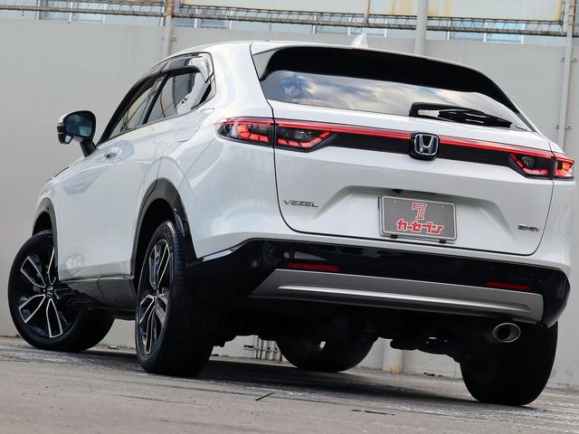 ヴェゼル ｅ：ＨＥＶ　Ｚ　ホンダセンシング　ホンダコネクト９インチナビＴＶ　全周囲カメラ　シート／ステアヒーター　ワイヤレス充電　ＥＴＣ２．０　ドラレコ　パワーバックドア　ハーフレザ　シーケンシャル　ＬＥＤフォグ　パドルシフト（23枚目）