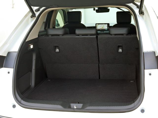 ヴェゼル ｅ：ＨＥＶ　Ｚ　ホンダセンシング　ホンダコネクト９インチナビＴＶ　全周囲カメラ　シート／ステアヒーター　ワイヤレス充電　ＥＴＣ２．０　ドラレコ　パワーバックドア　ハーフレザ　シーケンシャル　ＬＥＤフォグ　パドルシフト（51枚目）