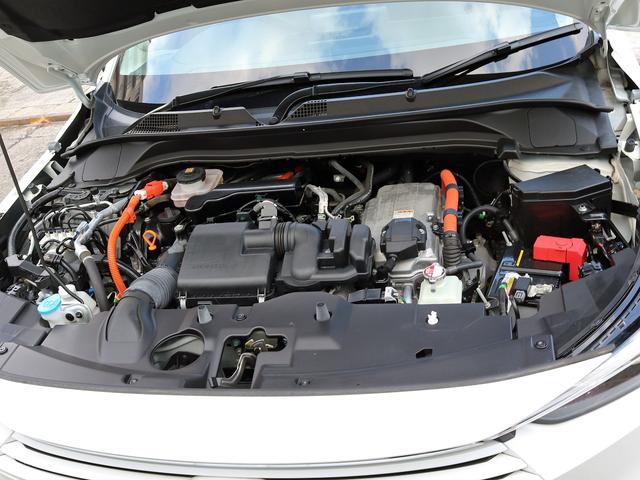 ヴェゼル ｅ：ＨＥＶ　Ｚ　ホンダセンシング　ホンダコネクト９インチナビＴＶ　全周囲カメラ　シート／ステアヒーター　ワイヤレス充電　ＥＴＣ２．０　ドラレコ　パワーバックドア　ハーフレザ　シーケンシャル　ＬＥＤフォグ　パドルシフト（57枚目）