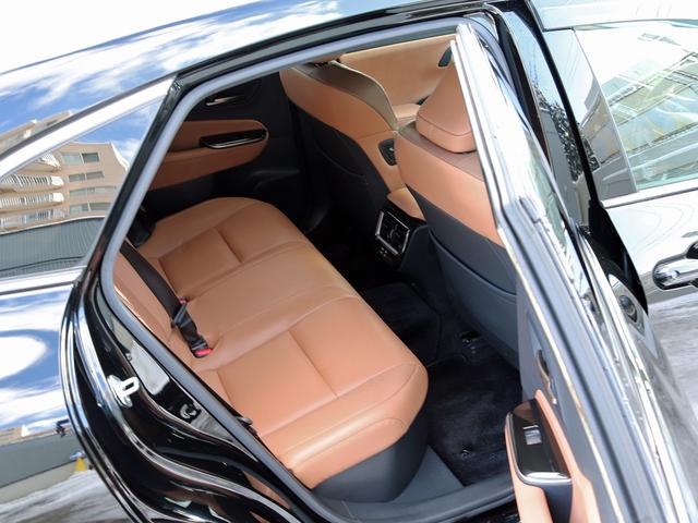 クラウンスポーツ Z 寒冷地 モデリスタ パノラマルーフ 12.3インチナビTV プレミアムサウンド 全周囲カメラ ワイヤレス充電 革シート ステア/シートヒーター ETC ドラレコ トヨタチームメイト BSM 本州仕入れ(39枚目)