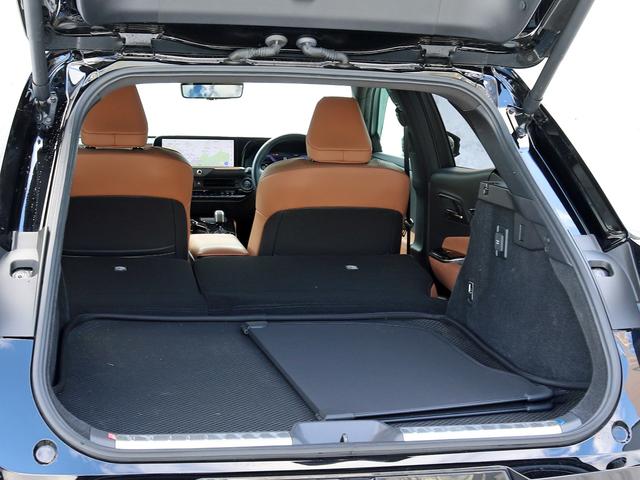 クラウンスポーツ Z 寒冷地 モデリスタ パノラマルーフ 12.3インチナビTV プレミアムサウンド 全周囲カメラ ワイヤレス充電 革シート ステア/シートヒーター ETC ドラレコ トヨタチームメイト BSM 本州仕入れ(60枚目)