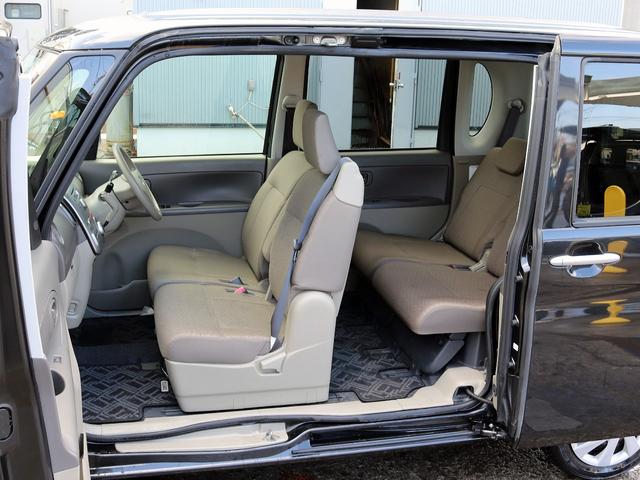 タント Ｘ　４ＷＤ　パワースライドドア　ＣＶＴ　オートエアコン　キーフリーシステム　イモビライザー　ツートーンインパネ　ウレタン製ステアリング　ＡＢＳ　アイドリングストップ　プライバシーガラス　ファブリックシート（9枚目）