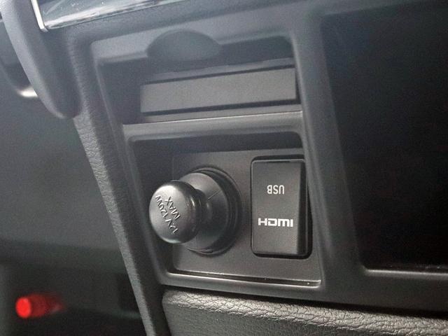 デリカＤ：５ シャモニー　登録済未使用車　１２．８インチフリップダウン　１１型ナビＴＶ　全周囲カメラ　電動サイドステップ　両側パワスラ　パワーバックドア　パワーシート　Ａストップ　１００Ｖ電源　ＢＳＭ　リアヒーター／クーラー（11枚目）